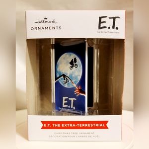 Hallmark E.T. The Extra-Terrestrial VHS Christmas Ornament